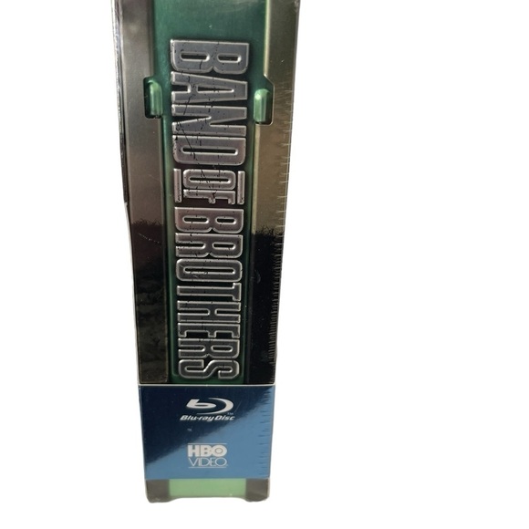 Band of Brothers 6 Blu-Ray Discs new in Wrap 10 hours of play. - Picture 7 of 7